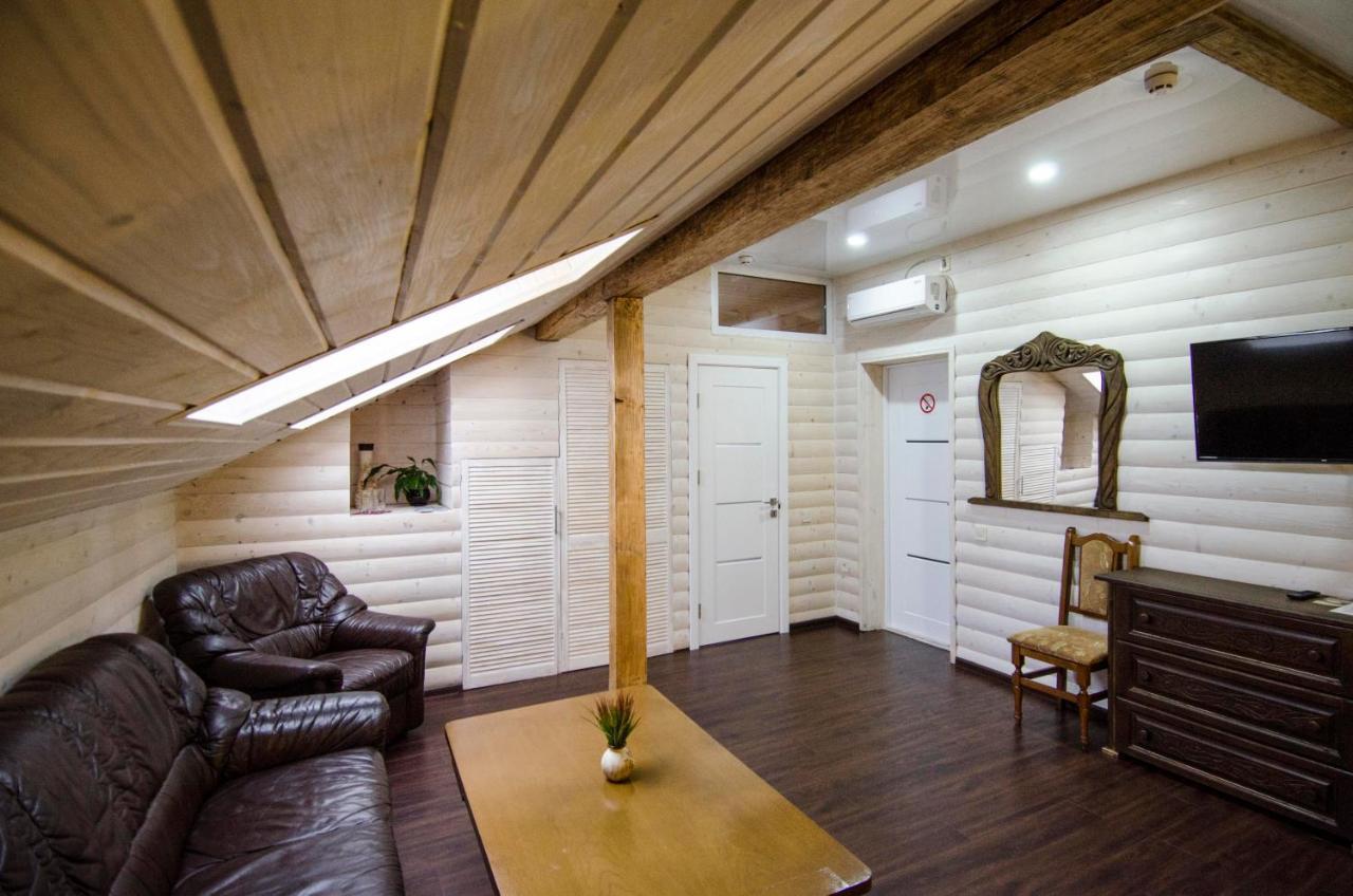 Diamond De Luxe Apartment Kolomiya Exterior photo